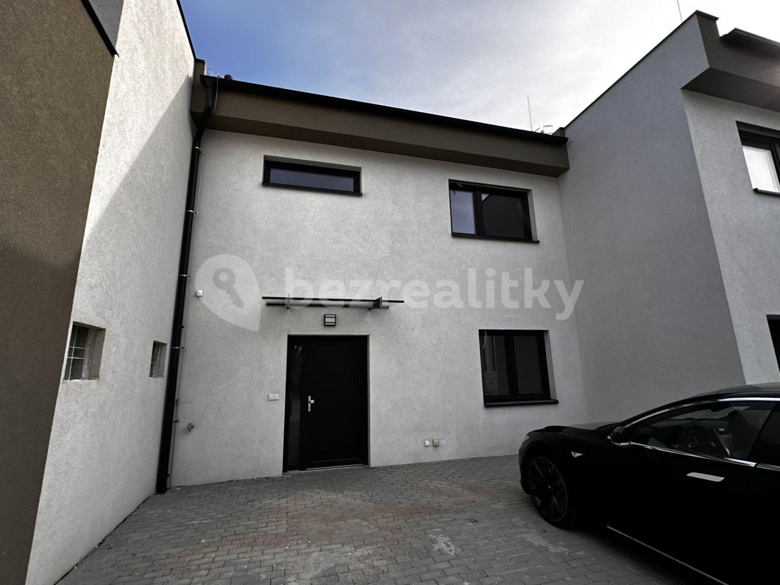 house to rent, 107 m², Hůlkova, Prague, Prague