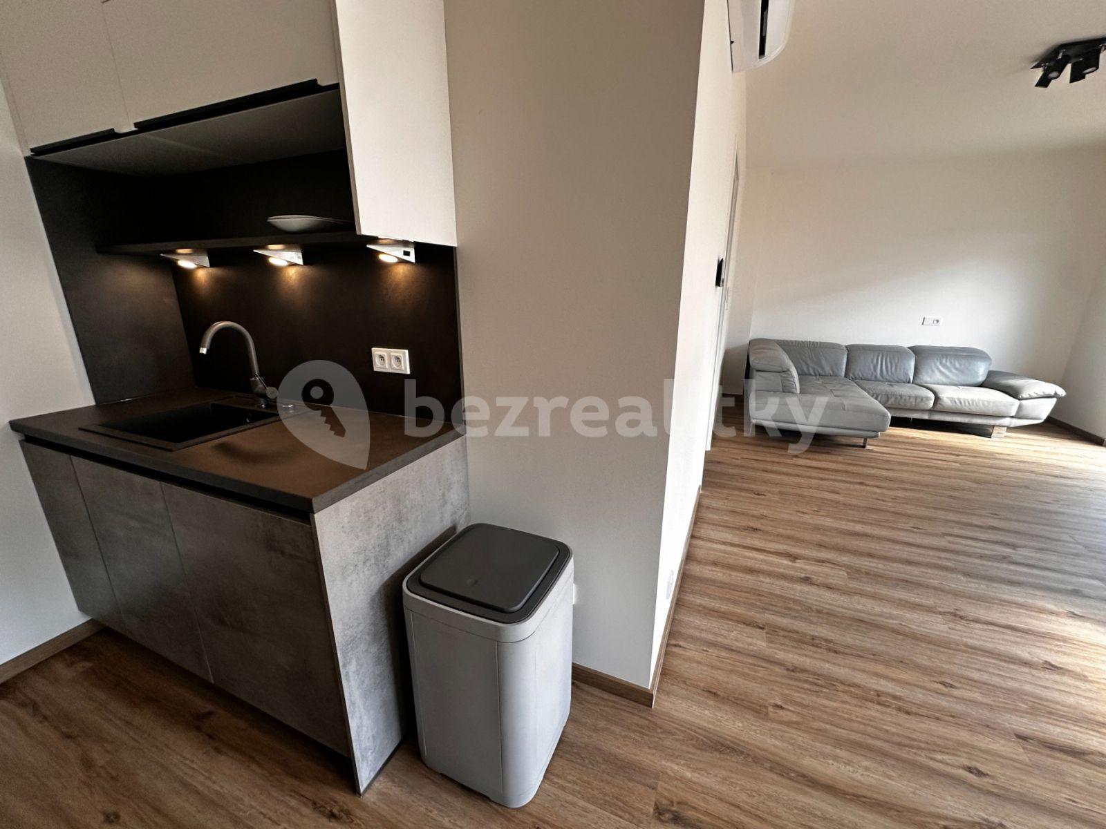 house to rent, 107 m², Hůlkova, Prague, Prague