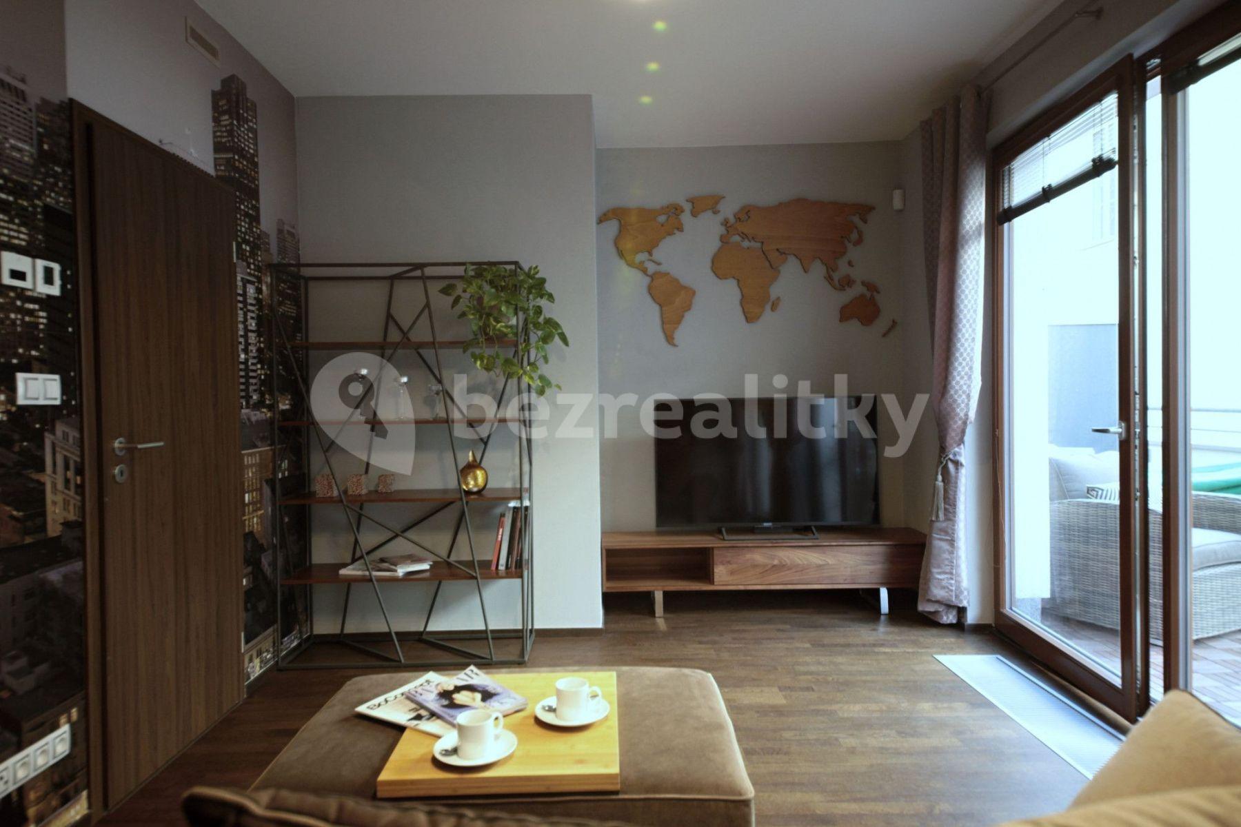 Studio flat to rent, 39 m², Mozartova, Prague, Prague