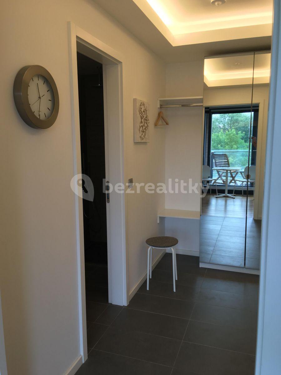 Studio flat for sale, 43 m², Menclova, Prague, Prague