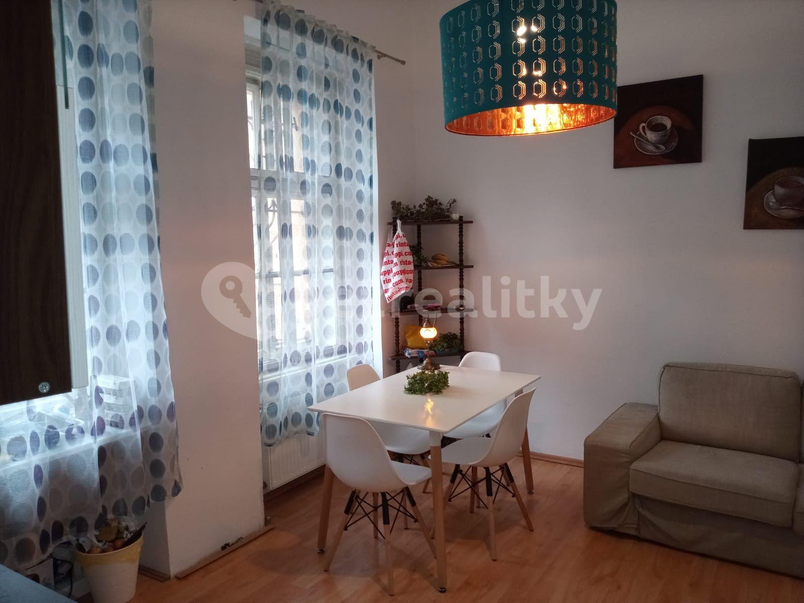 2 bedroom flat to rent, 55 m², Jindřicha Plachty, Prague, Prague