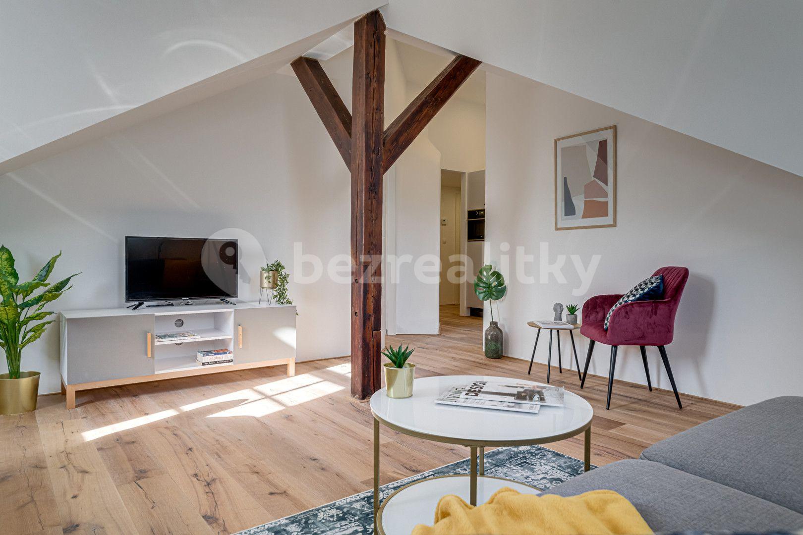 2 bedroom with open-plan kitchen flat to rent, 67 m², Kaizlovy sady, Prague, Prague