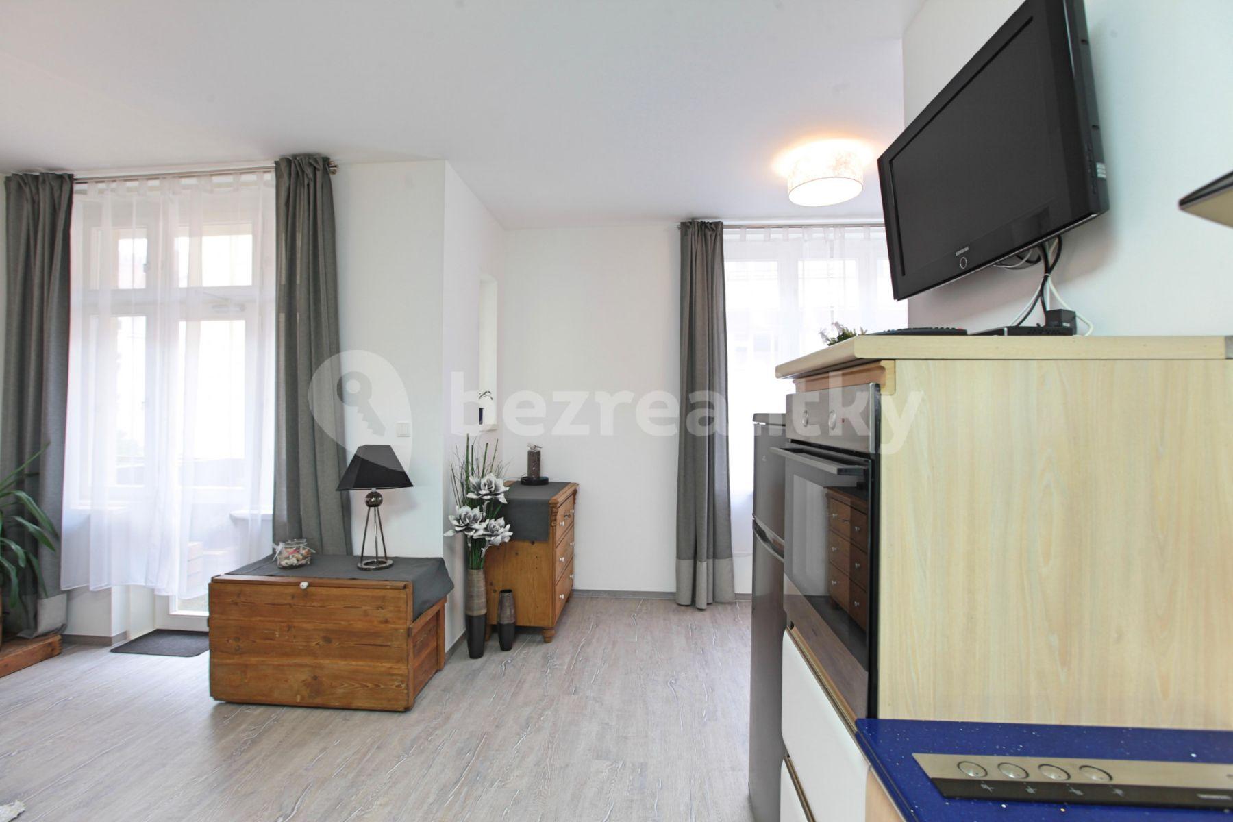 2 bedroom flat to rent, 56 m², Slovinská, Prague, Prague