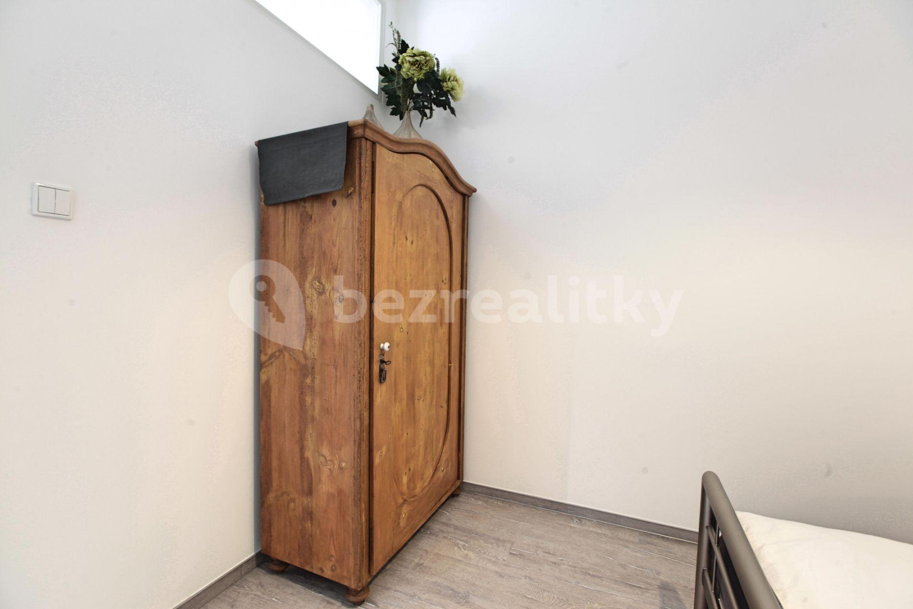 2 bedroom flat to rent, 56 m², Slovinská, Prague, Prague