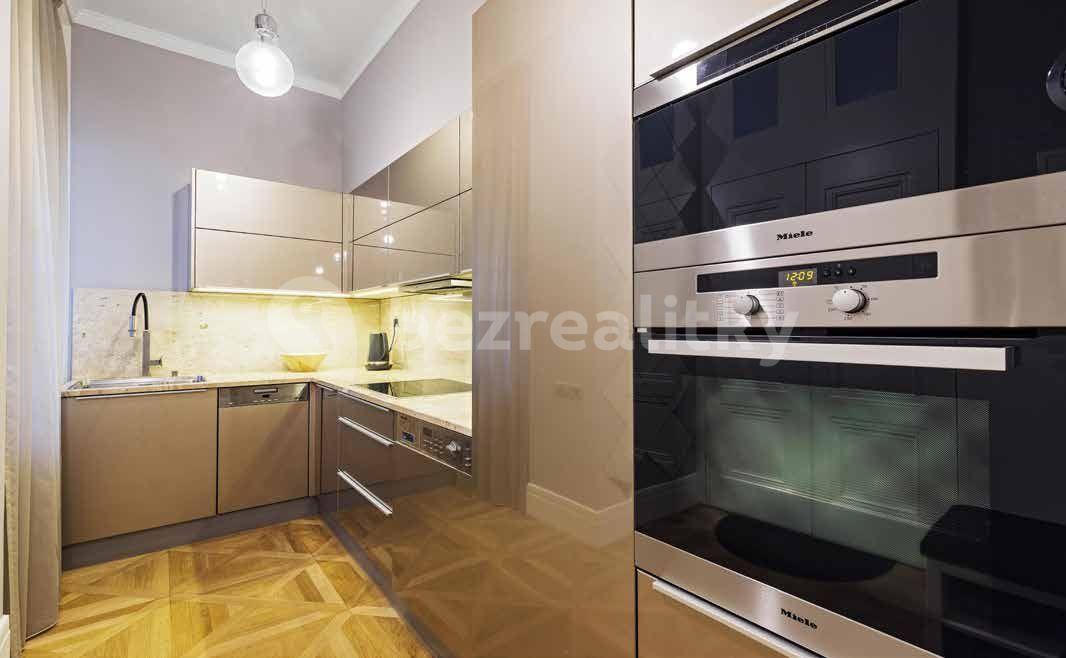 3 bedroom flat to rent, 92 m², Ostrovní, Prague, Prague