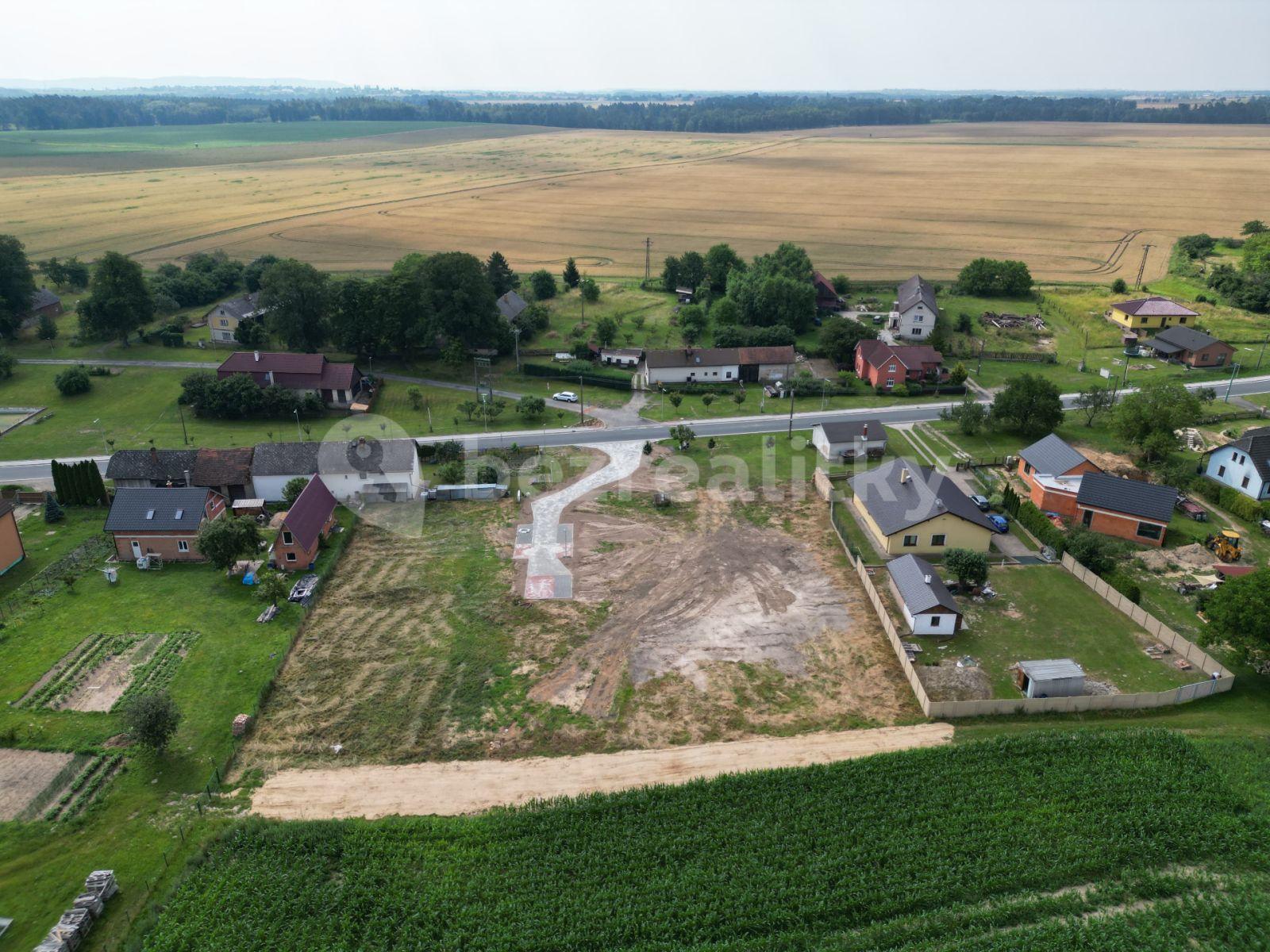 plot for sale, 1,051 m², Plužná, Středočeský Region