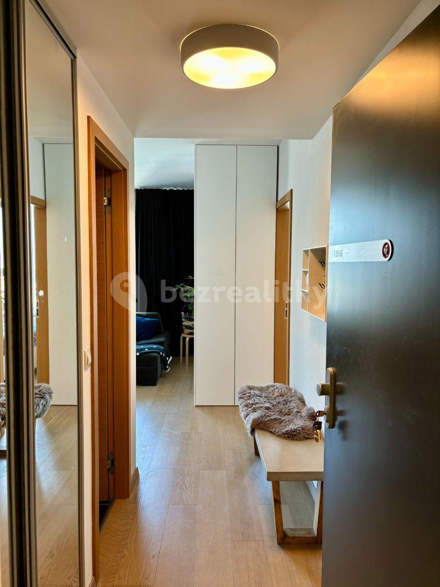 2 bedroom flat for sale, 56 m², Landererova, Bratislava - mestská časť Staré Mesto, Bratislavský Region