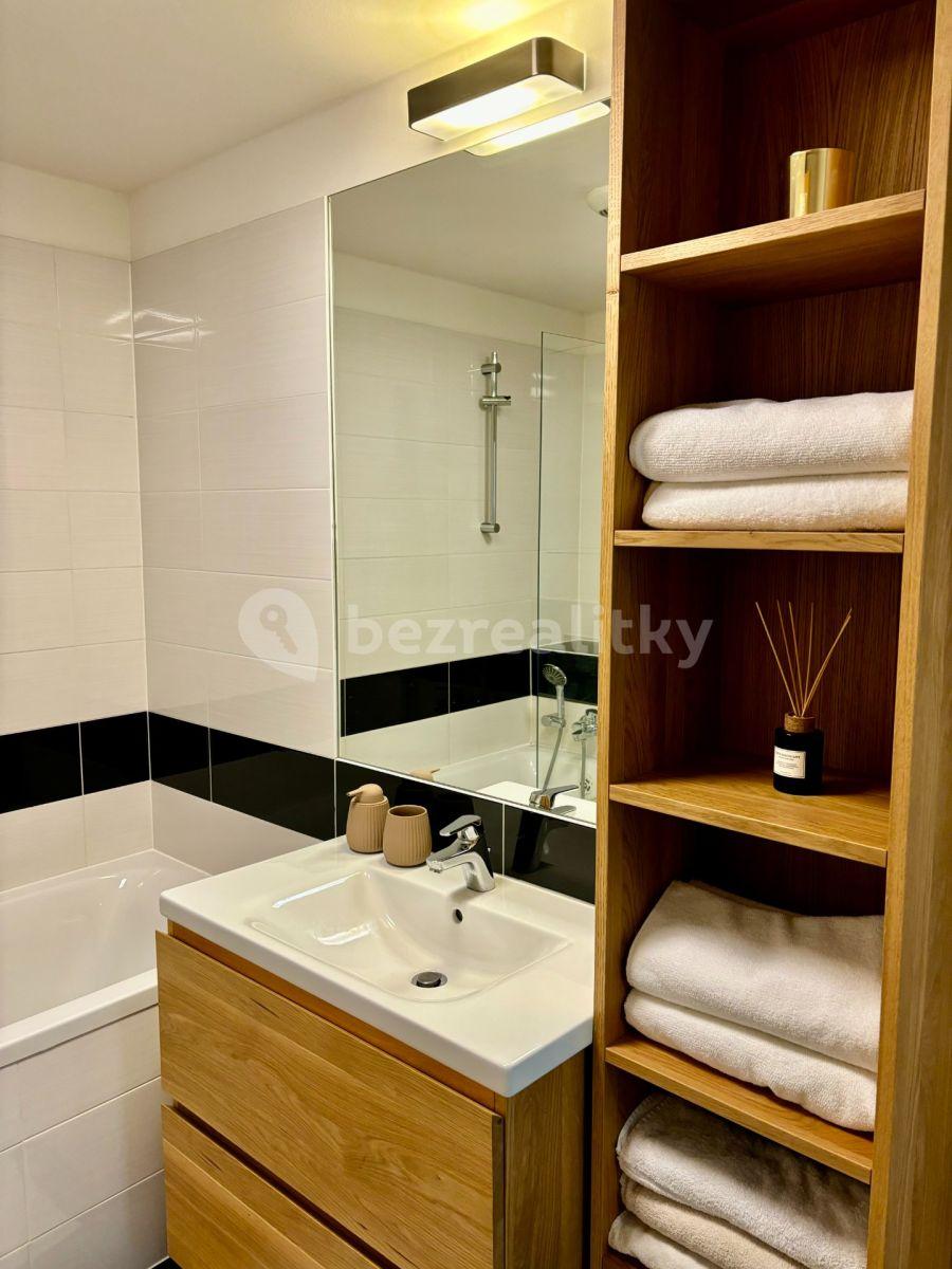 2 bedroom flat for sale, 56 m², Landererova, Bratislava - mestská časť Staré Mesto, Bratislavský Region