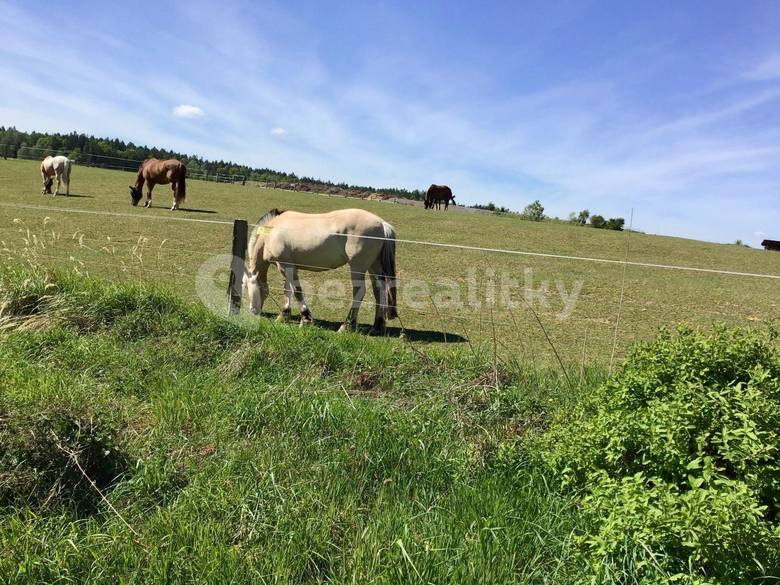 recreational property for sale, 412 m², Na Hujaru, Babice, Středočeský Region