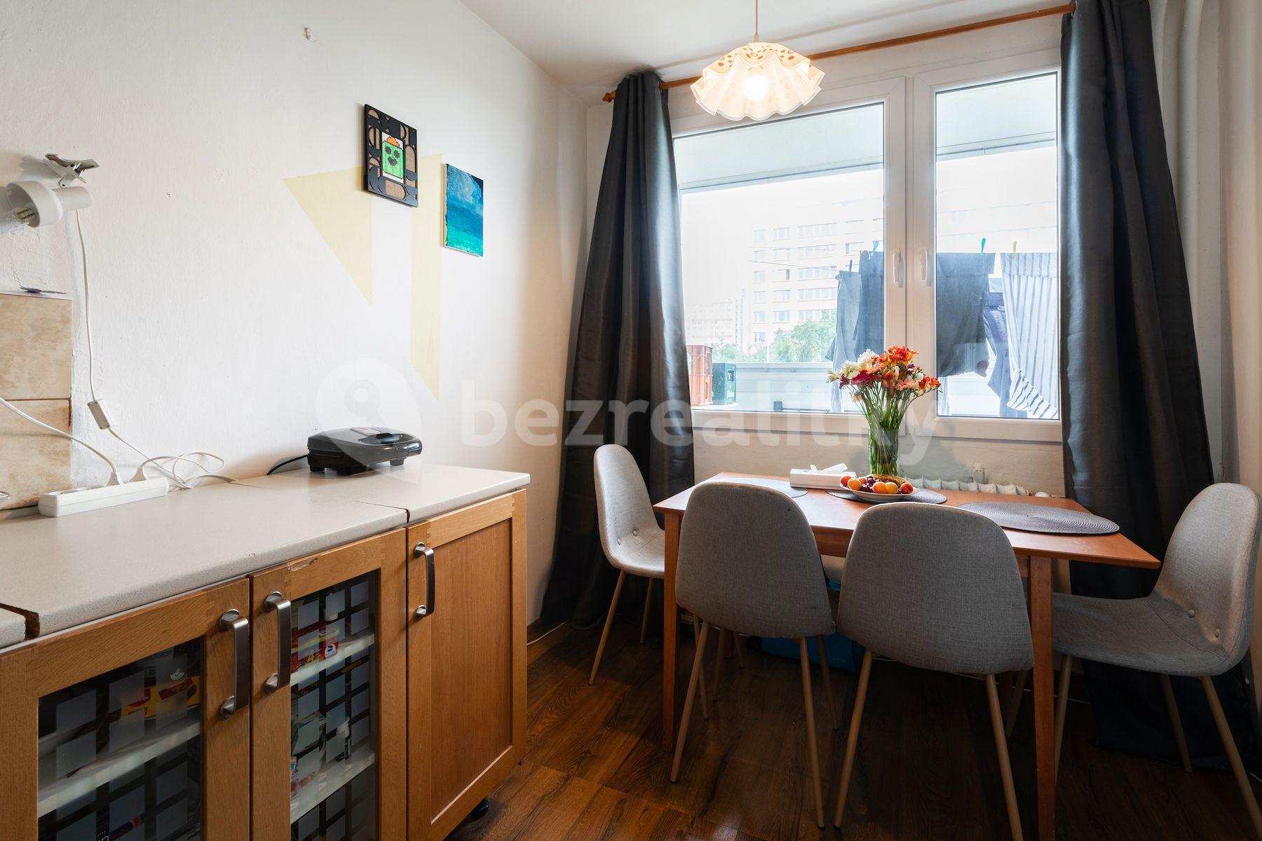 2 bedroom with open-plan kitchen flat for sale, 69 m², Murgašova, Prague, Prague