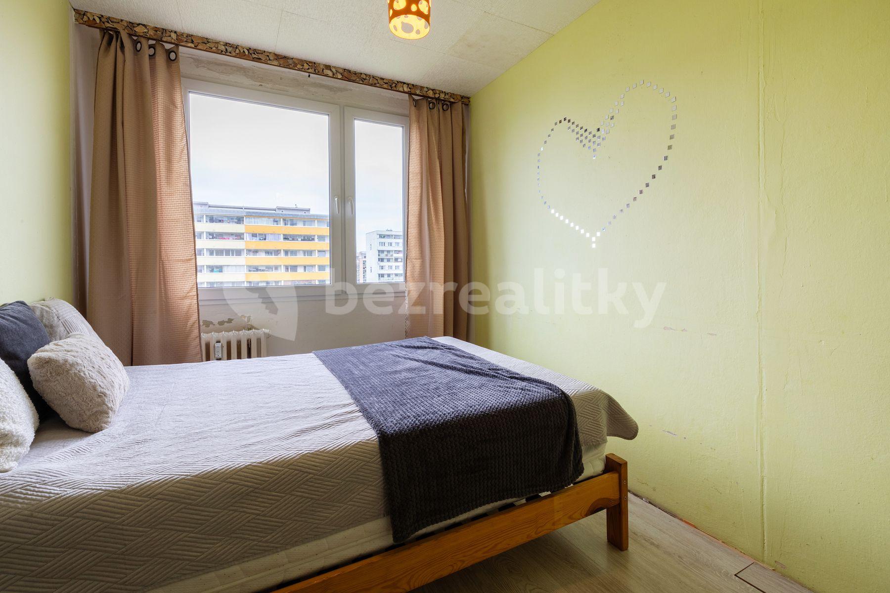 2 bedroom with open-plan kitchen flat for sale, 69 m², Murgašova, Prague, Prague