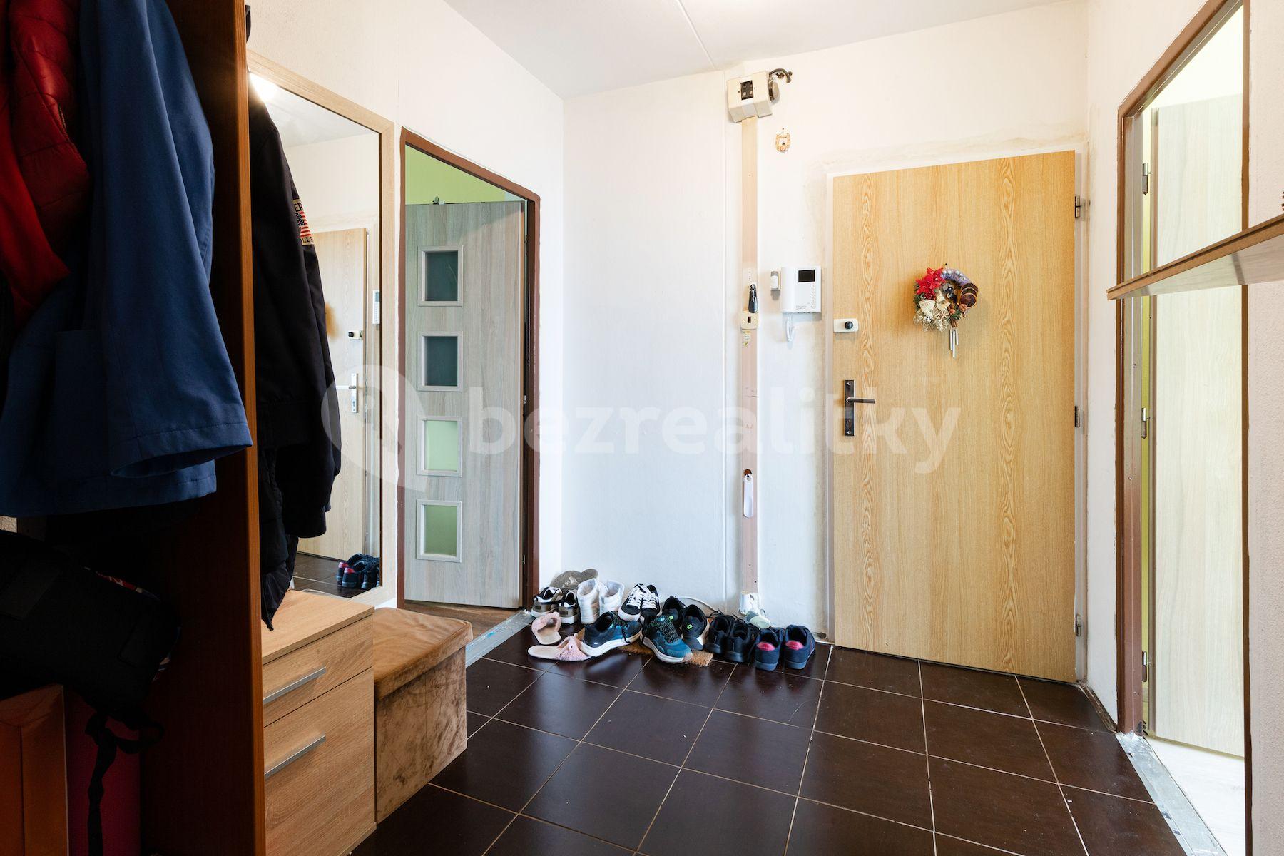 2 bedroom with open-plan kitchen flat for sale, 69 m², Murgašova, Prague, Prague