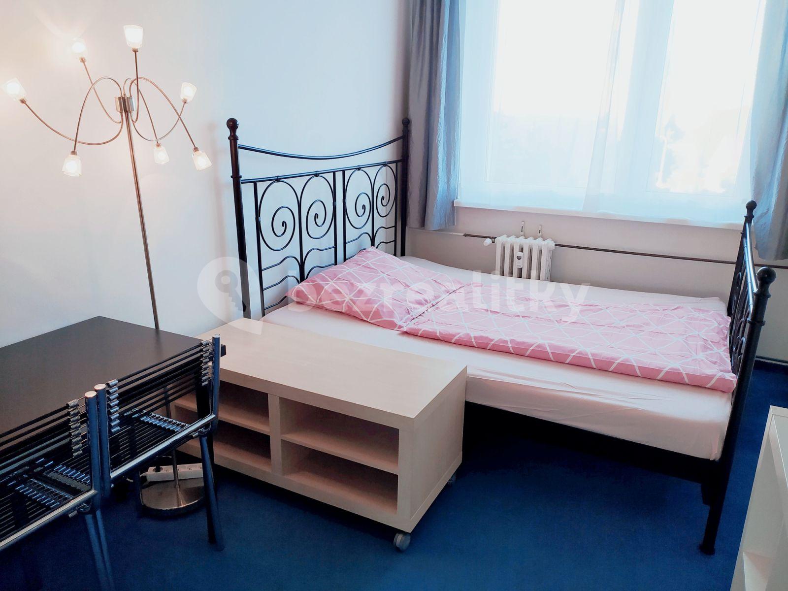 3 bedroom flat to rent, 80 m², Voskovcova, Prague, Prague