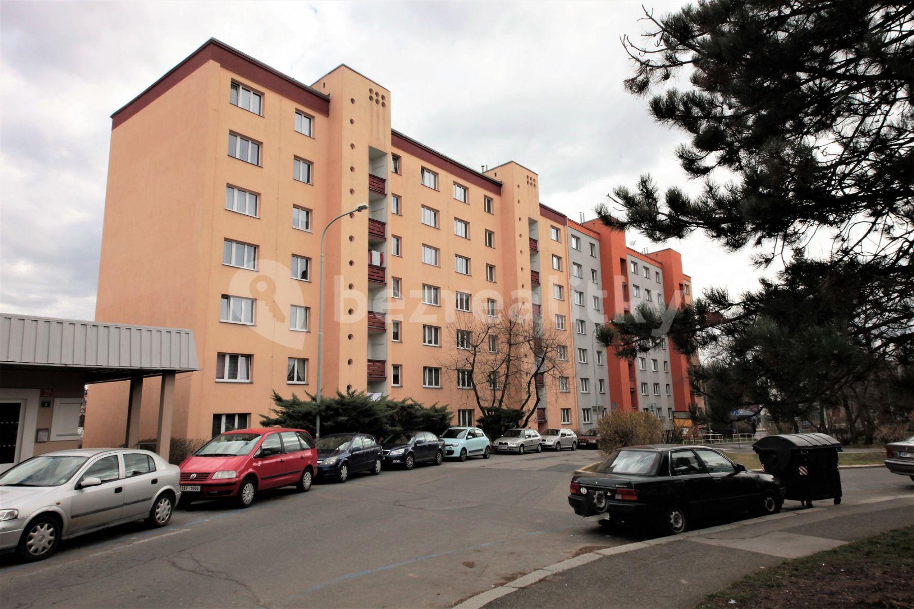 2 bedroom flat to rent, 53 m², Arabská, Prague, Prague