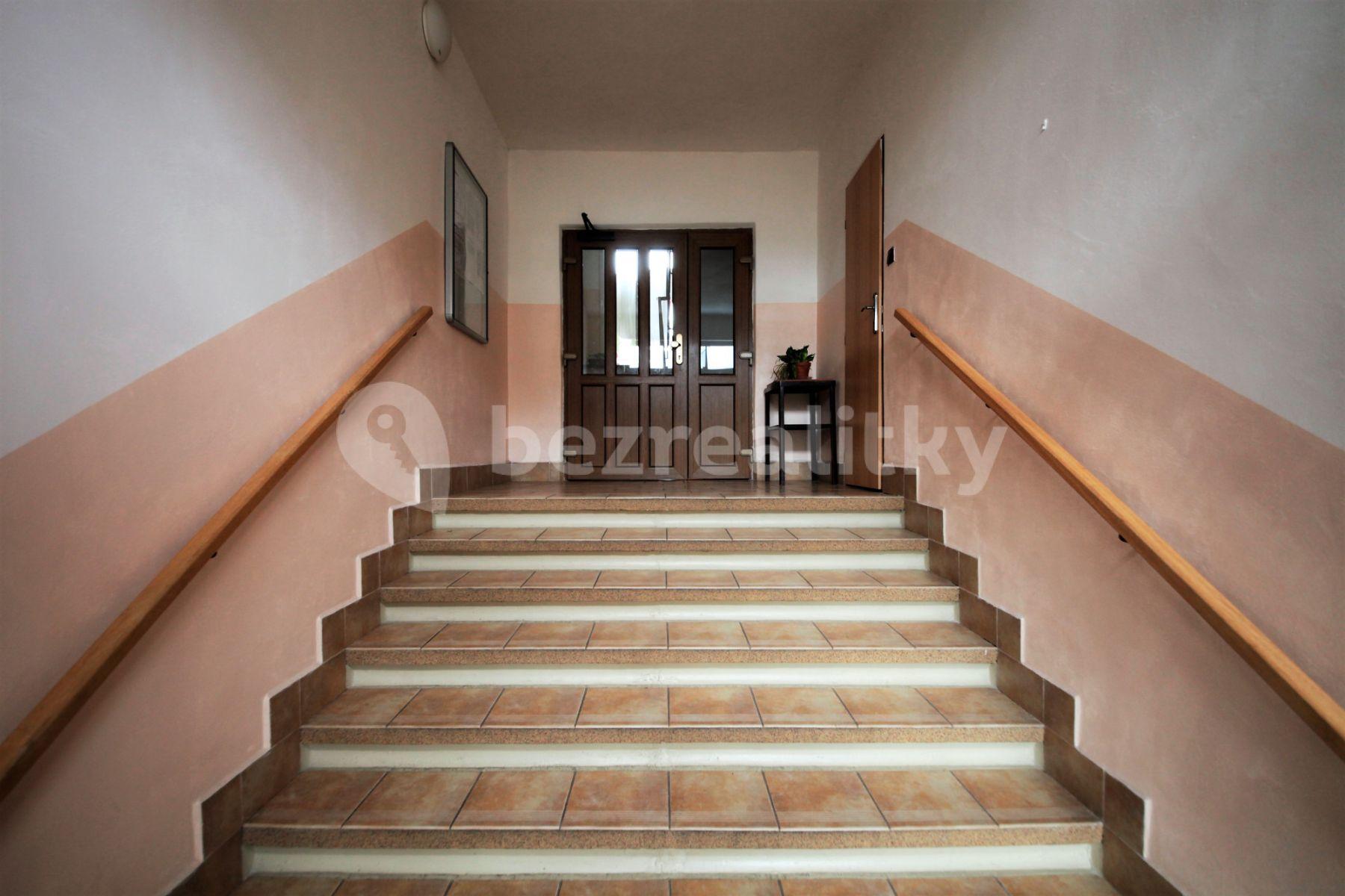 2 bedroom flat to rent, 53 m², Arabská, Prague, Prague