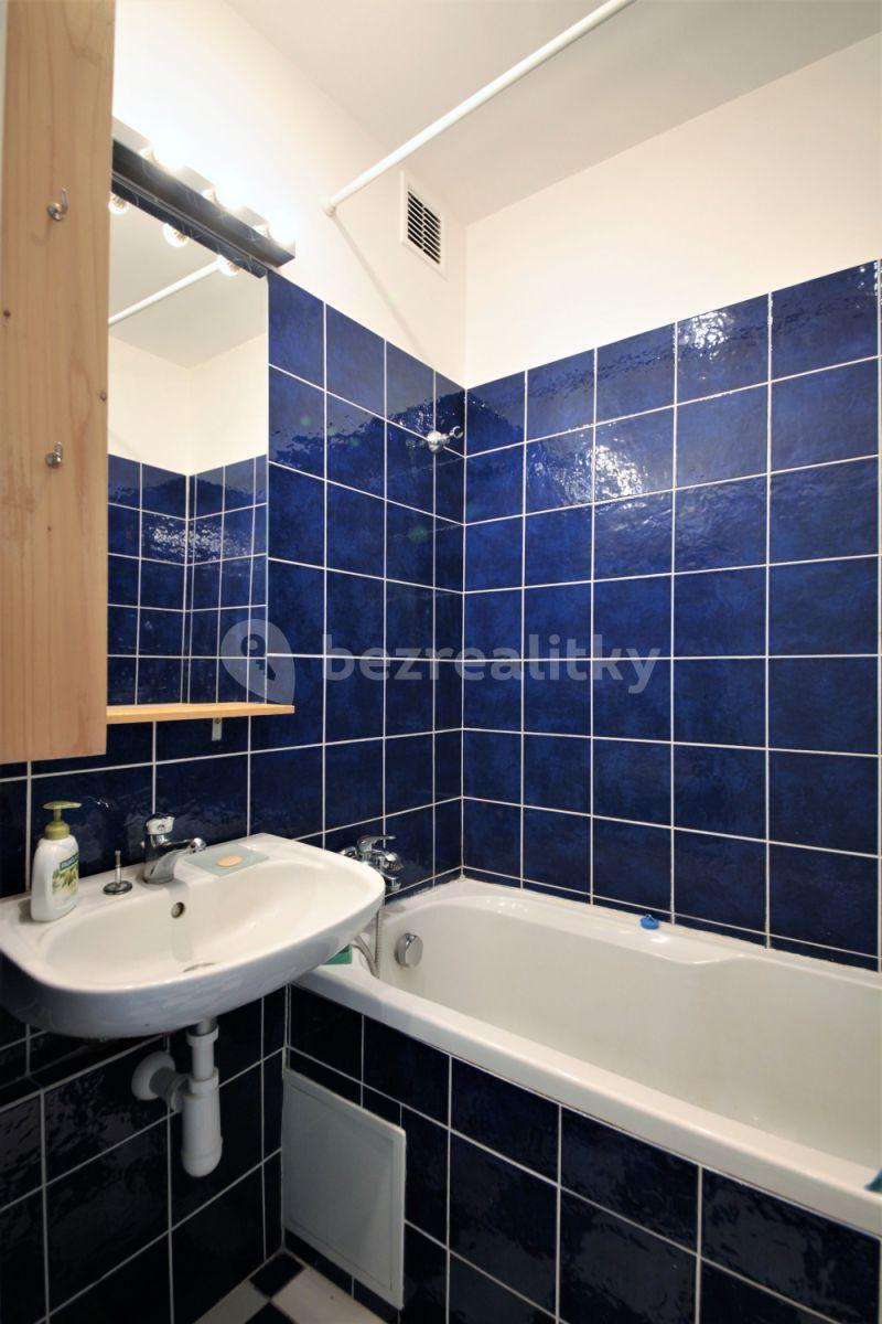 2 bedroom flat to rent, 53 m², Arabská, Prague, Prague