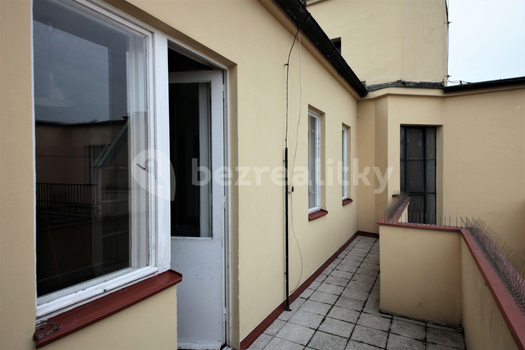 1 bedroom flat to rent, 25 m², U Nemocenské pojišťovny, Prague, Prague