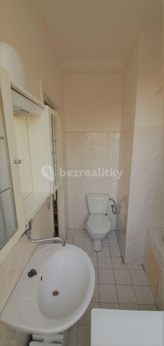 1 bedroom flat to rent, 25 m², U Nemocenské pojišťovny, Prague, Prague