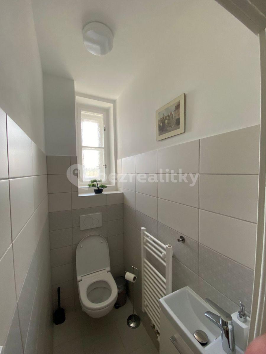 4 bedroom flat to rent, 102 m², Xaveriova, Prague, Prague