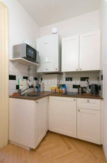 3 bedroom flat to rent, 90 m², Blanická, Prague, Prague