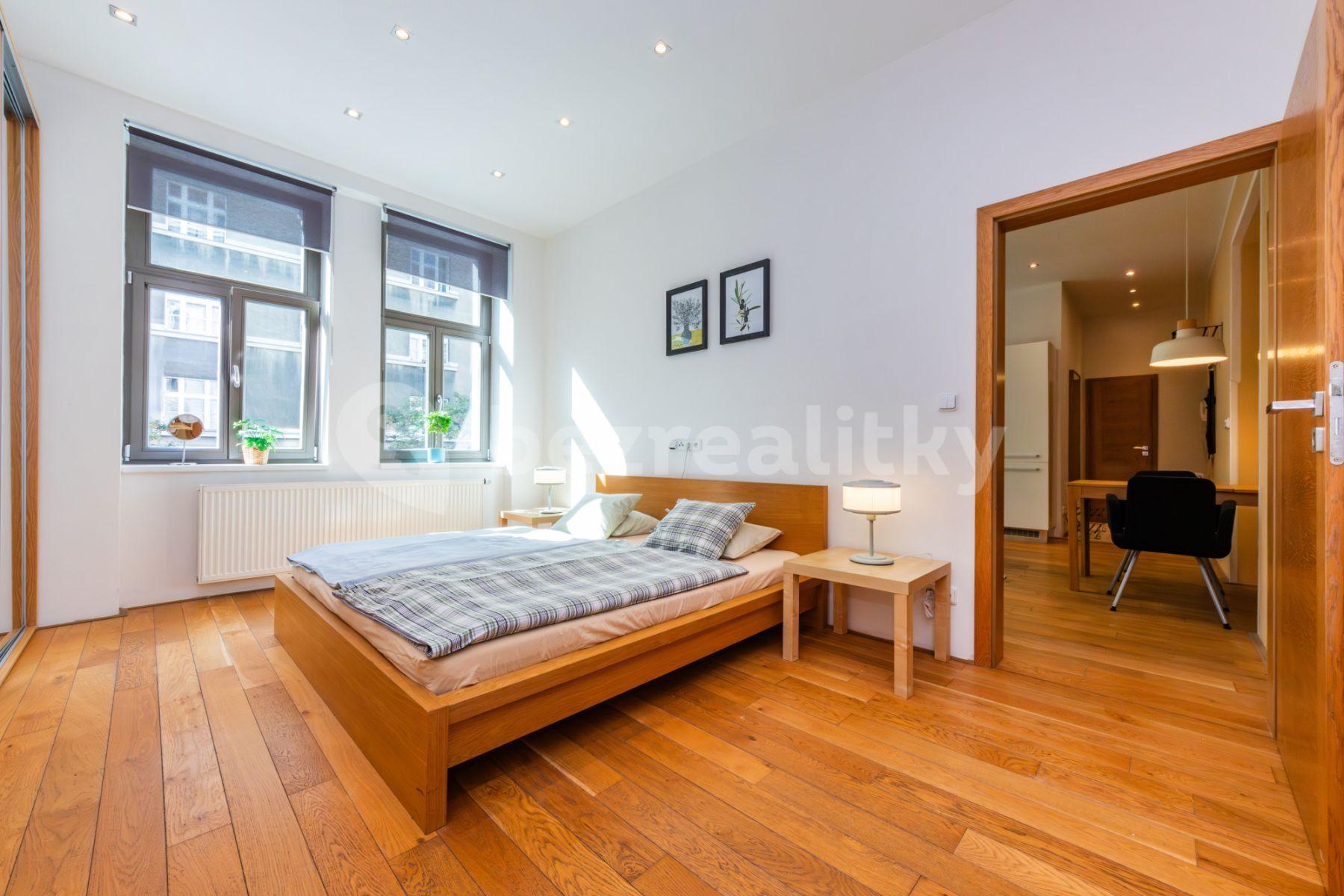 1 bedroom with open-plan kitchen flat to rent, 50 m², Kubelíkova, Prague, Prague