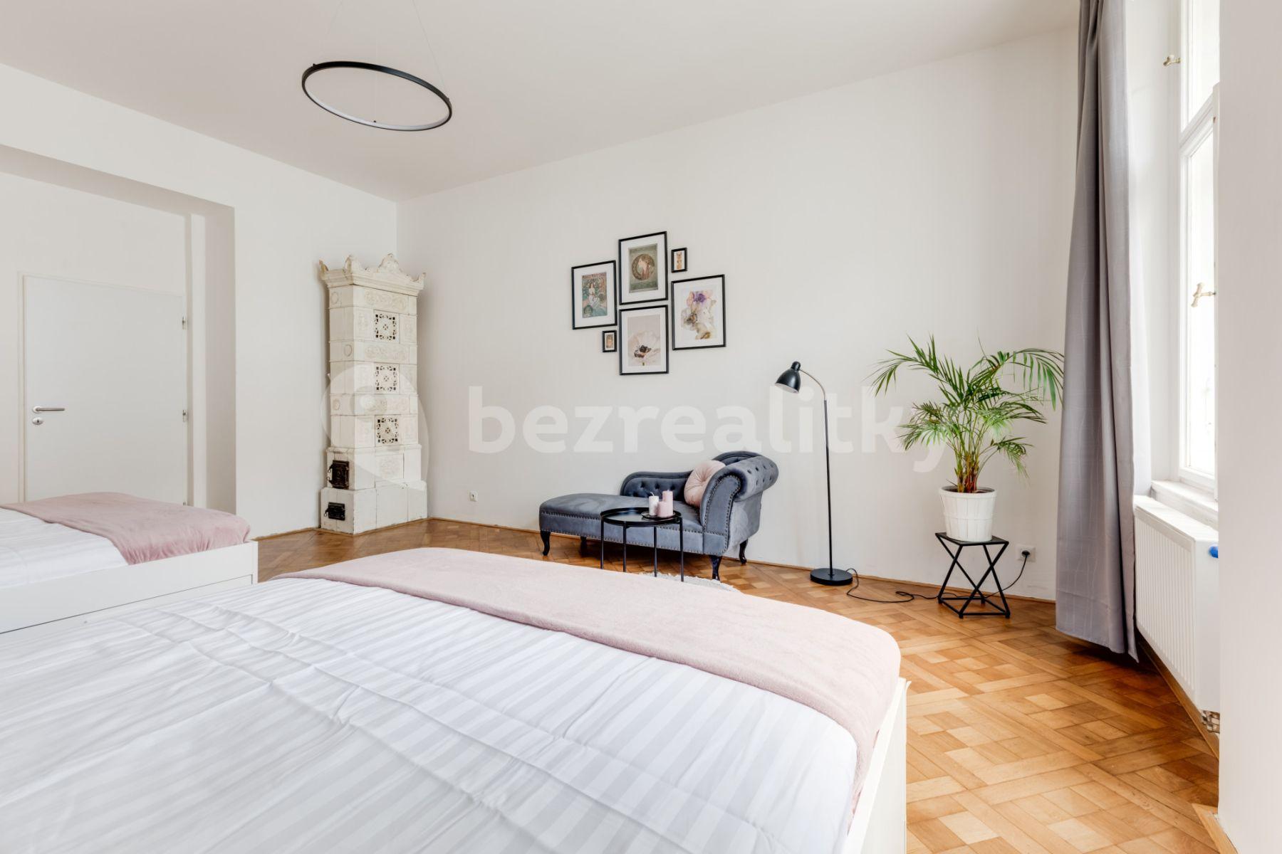 Studio flat to rent, 55 m², Lublaňská, Prague, Prague