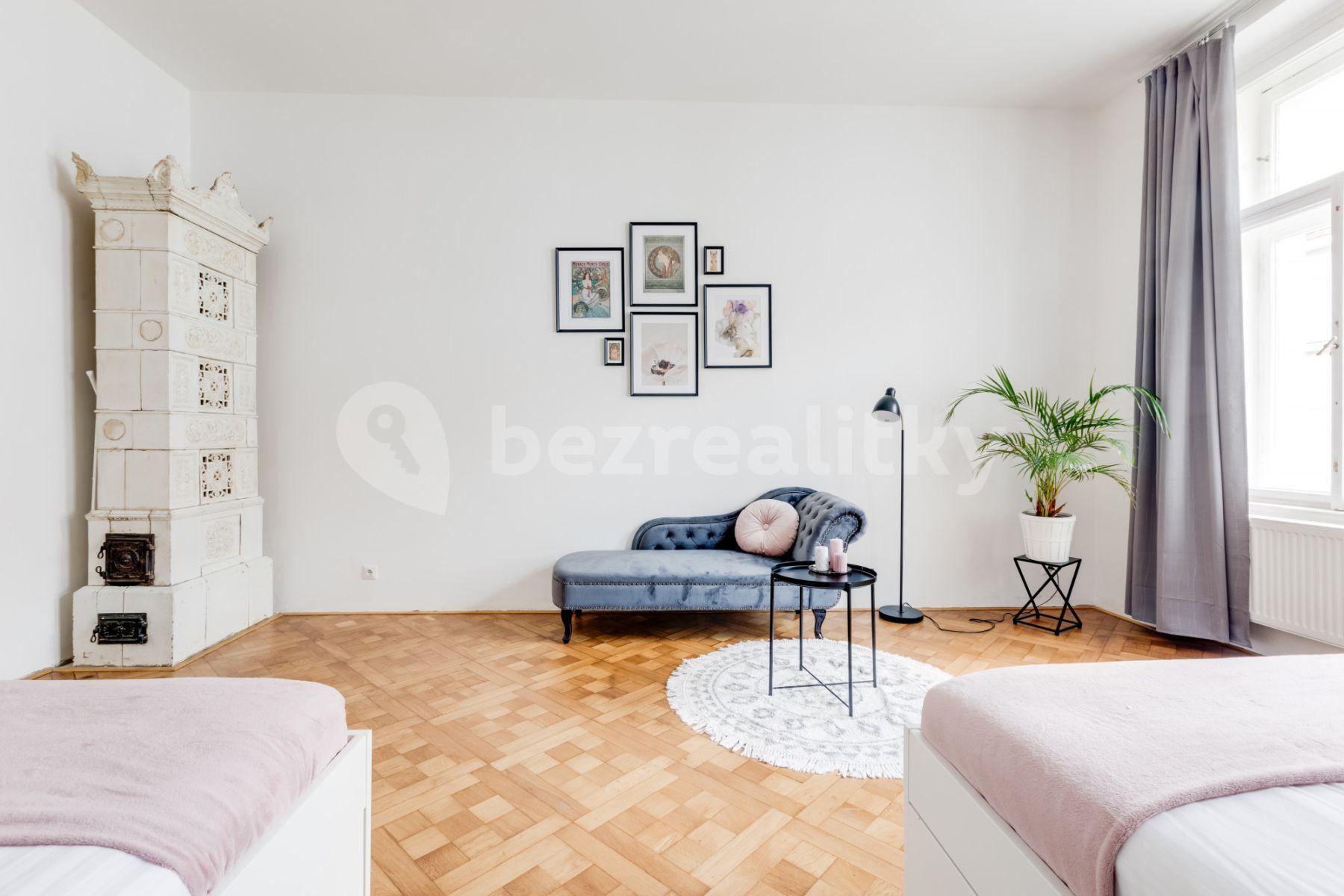 Studio flat to rent, 55 m², Lublaňská, Prague, Prague