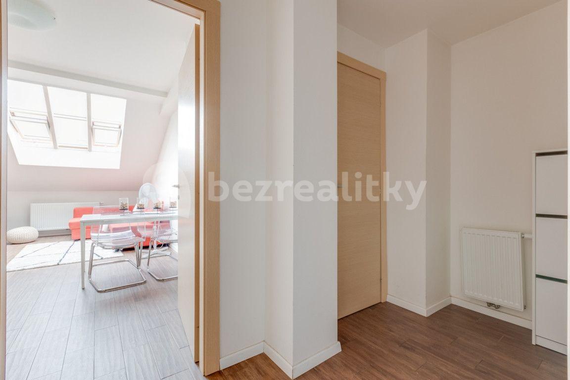 1 bedroom with open-plan kitchen flat to rent, 55 m², Legerova, Prague, Prague