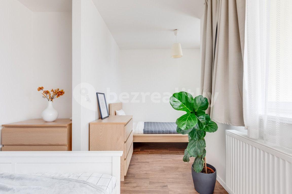 1 bedroom with open-plan kitchen flat to rent, 55 m², Legerova, Prague, Prague