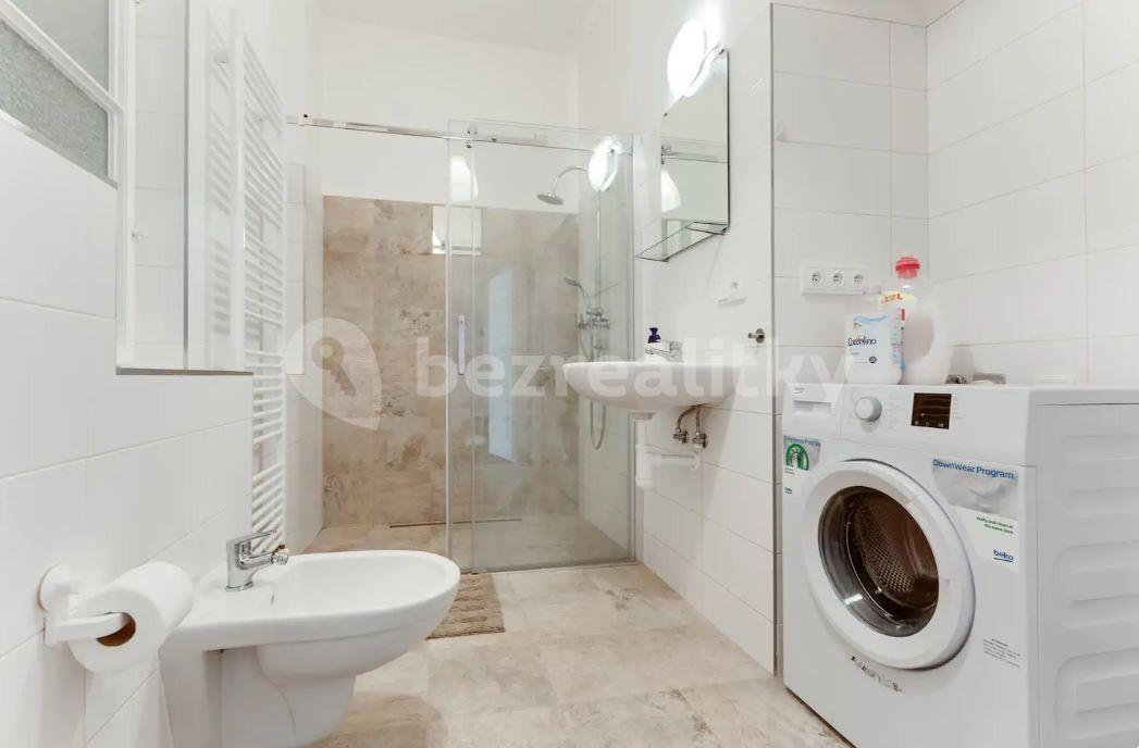 1 bedroom with open-plan kitchen flat to rent, 85 m², Štěpánská, Prague, Prague