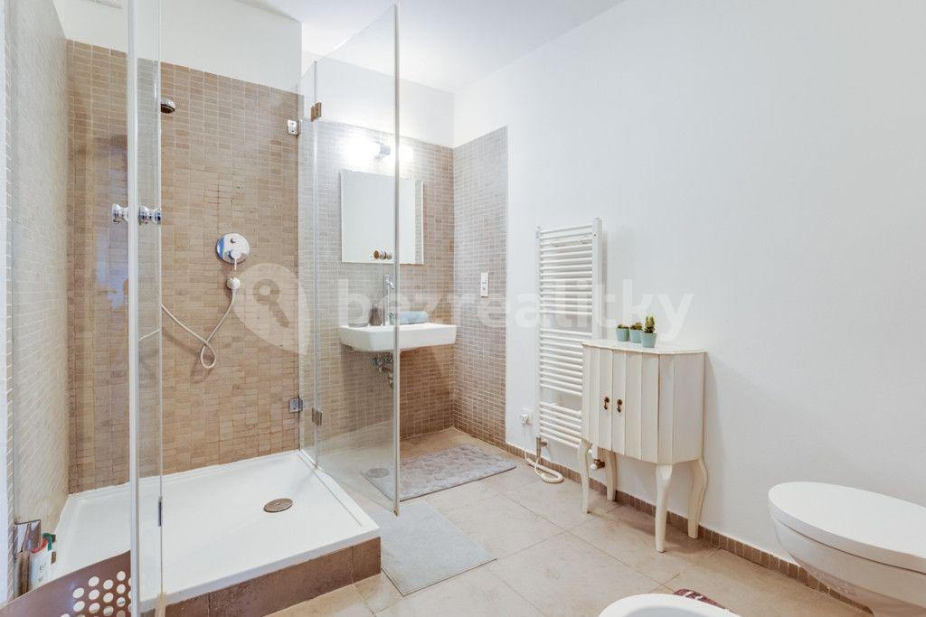 3 bedroom flat to rent, 103 m², Karlovo náměstí, Prague, Prague