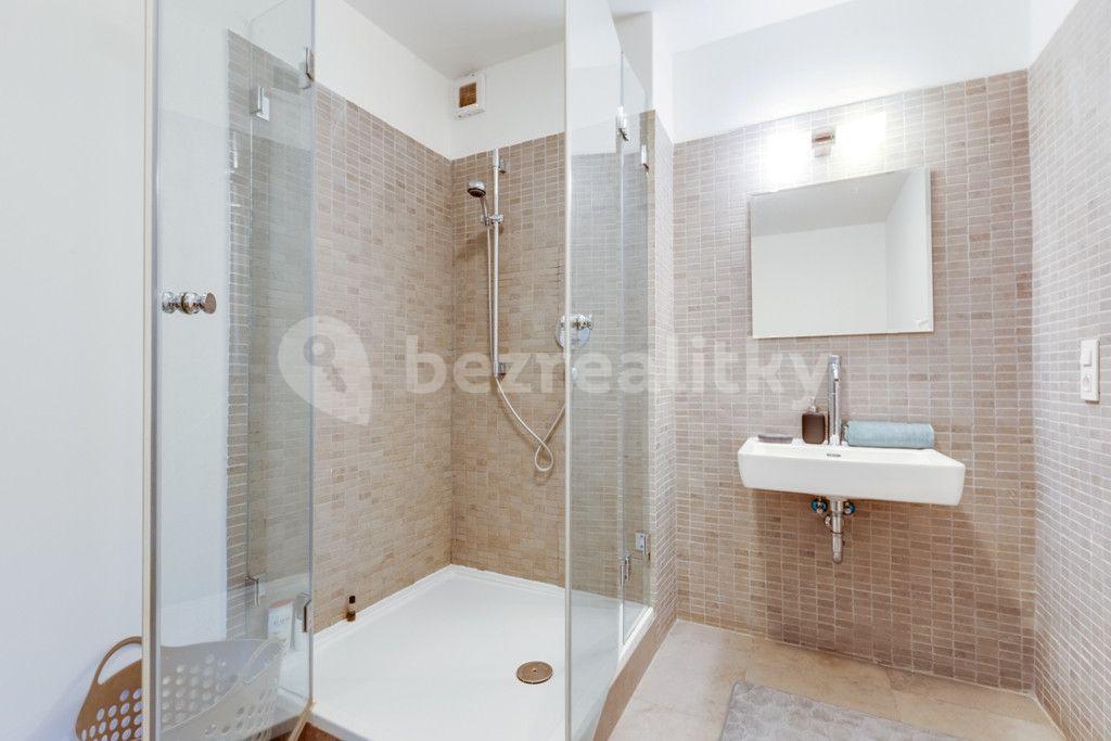 3 bedroom flat to rent, 103 m², Karlovo náměstí, Prague, Prague