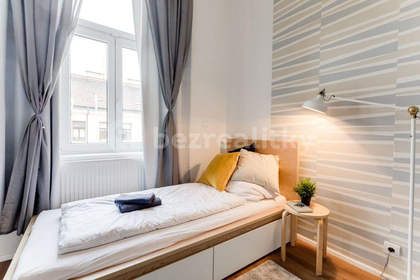 2 bedroom with open-plan kitchen flat to rent, 95 m², Štěpánská, Prague, Prague