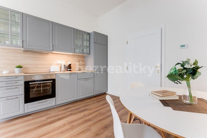 2 bedroom with open-plan kitchen flat to rent, 95 m², Štěpánská, Prague, Prague