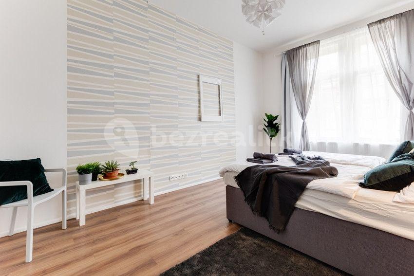 2 bedroom with open-plan kitchen flat to rent, 95 m², Štěpánská, Prague, Prague