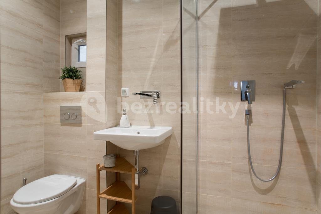 3 bedroom flat to rent, 85 m², Ve Smečkách, Prague, Prague