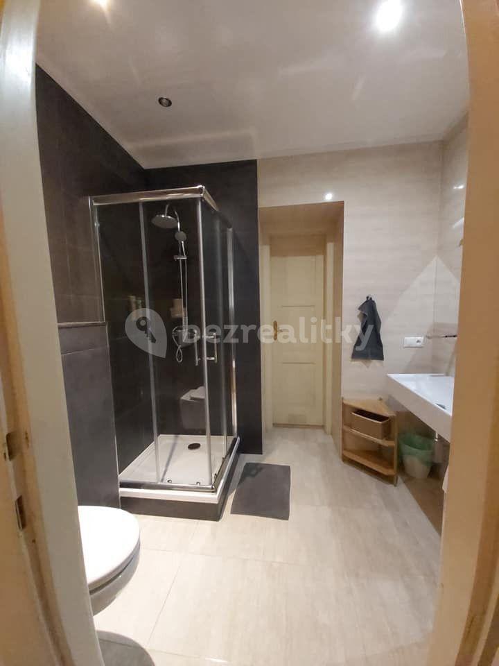 3 bedroom flat to rent, 85 m², Ve Smečkách, Prague, Prague