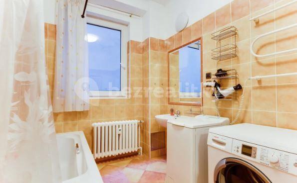 2 bedroom with open-plan kitchen flat to rent, 65 m², Jungmannova, Prague, Prague