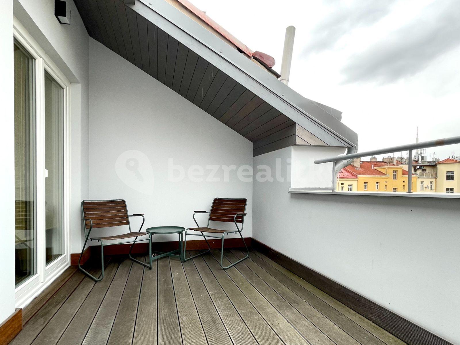 4 bedroom flat to rent, 93 m², Blanická, Prague, Prague