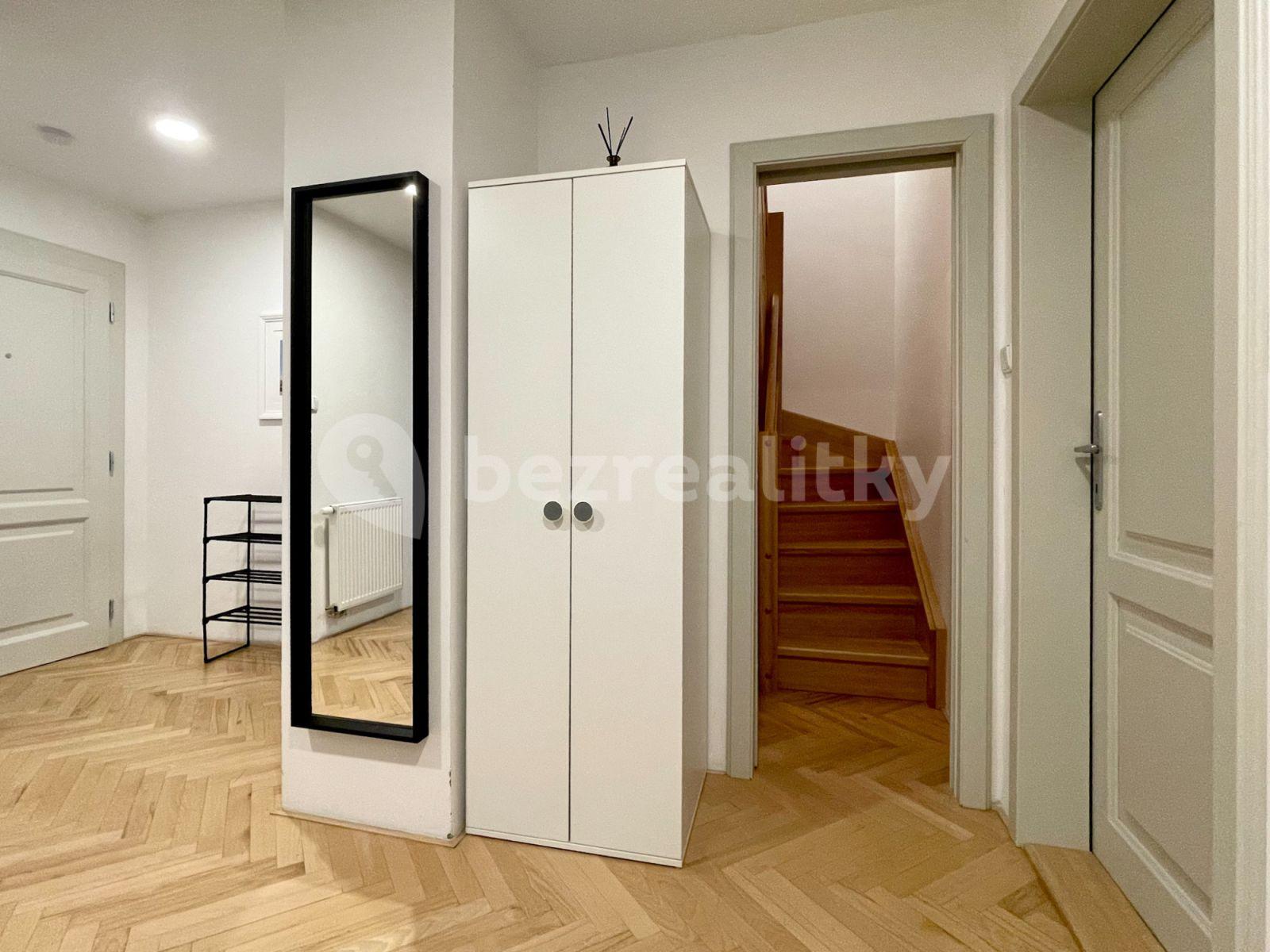 4 bedroom flat to rent, 93 m², Blanická, Prague, Prague