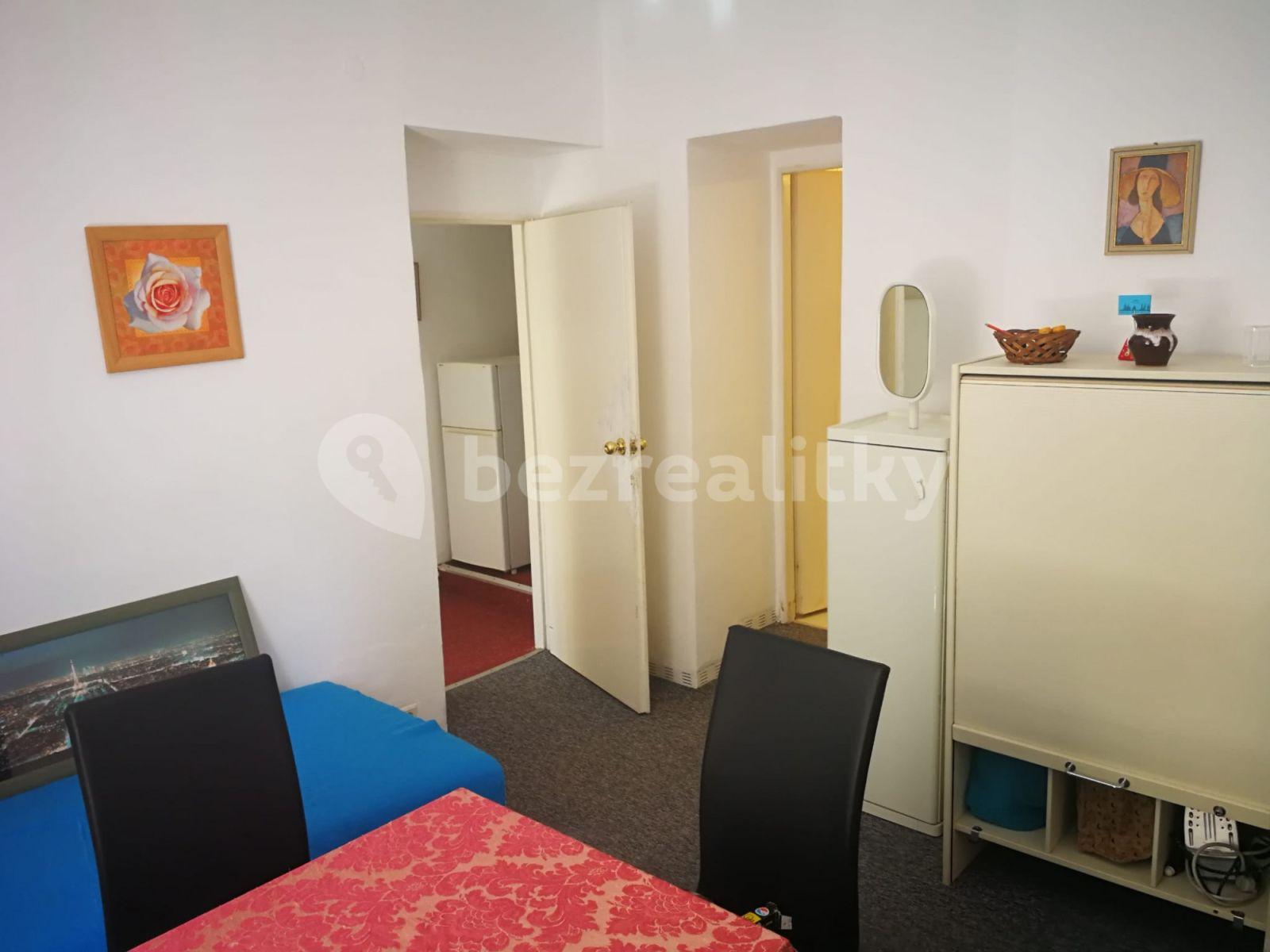 2 bedroom flat to rent, 48 m², Na Kuthence, Prague, Prague