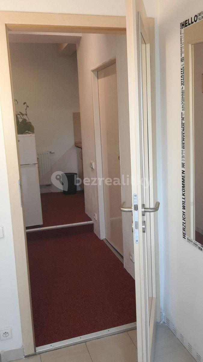 2 bedroom flat to rent, 48 m², Na Kuthence, Prague, Prague