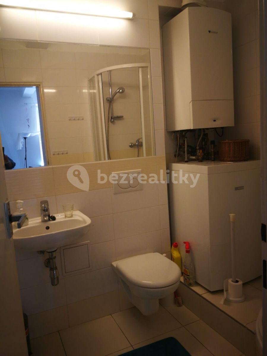 2 bedroom flat to rent, 48 m², Na Kuthence, Prague, Prague