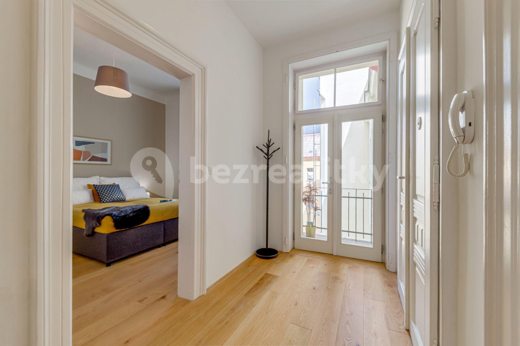 2 bedroom with open-plan kitchen flat to rent, 87 m², Kaizlovy sady, Prague, Prague