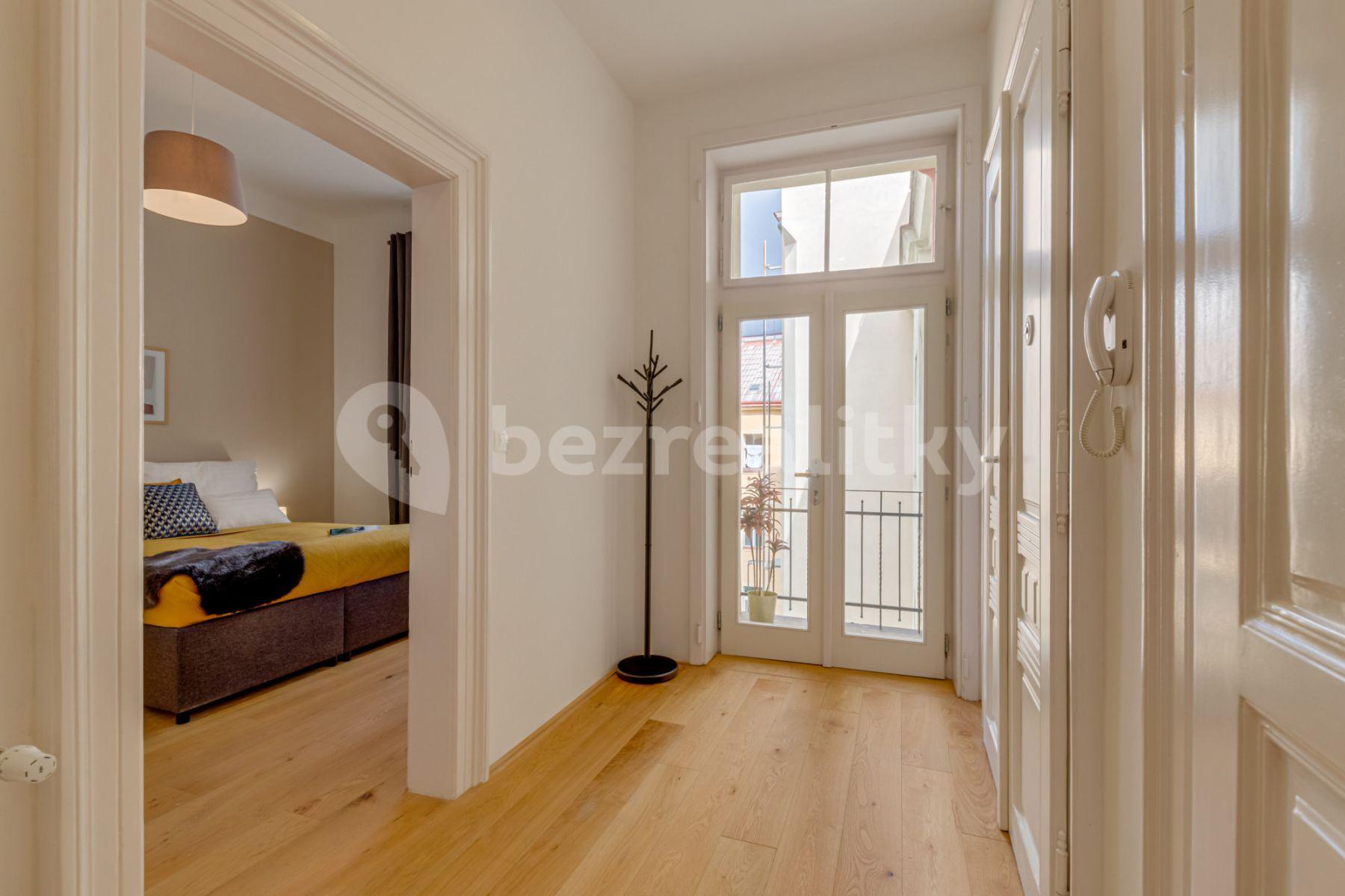 2 bedroom with open-plan kitchen flat to rent, 87 m², Kaizlovy sady, Prague, Prague