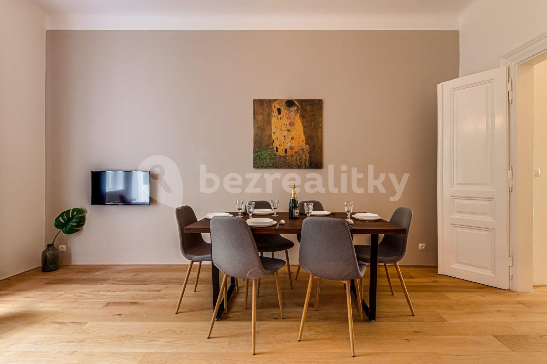 2 bedroom with open-plan kitchen flat to rent, 87 m², Kaizlovy sady, Prague, Prague