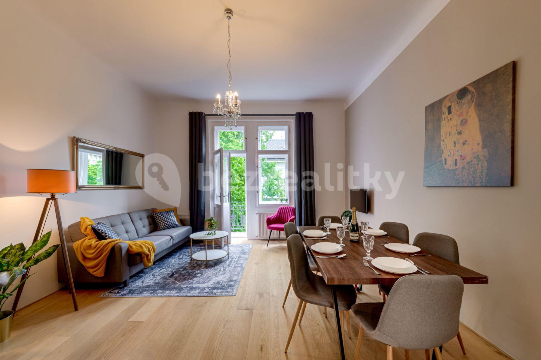 2 bedroom with open-plan kitchen flat to rent, 87 m², Kaizlovy sady, Prague, Prague