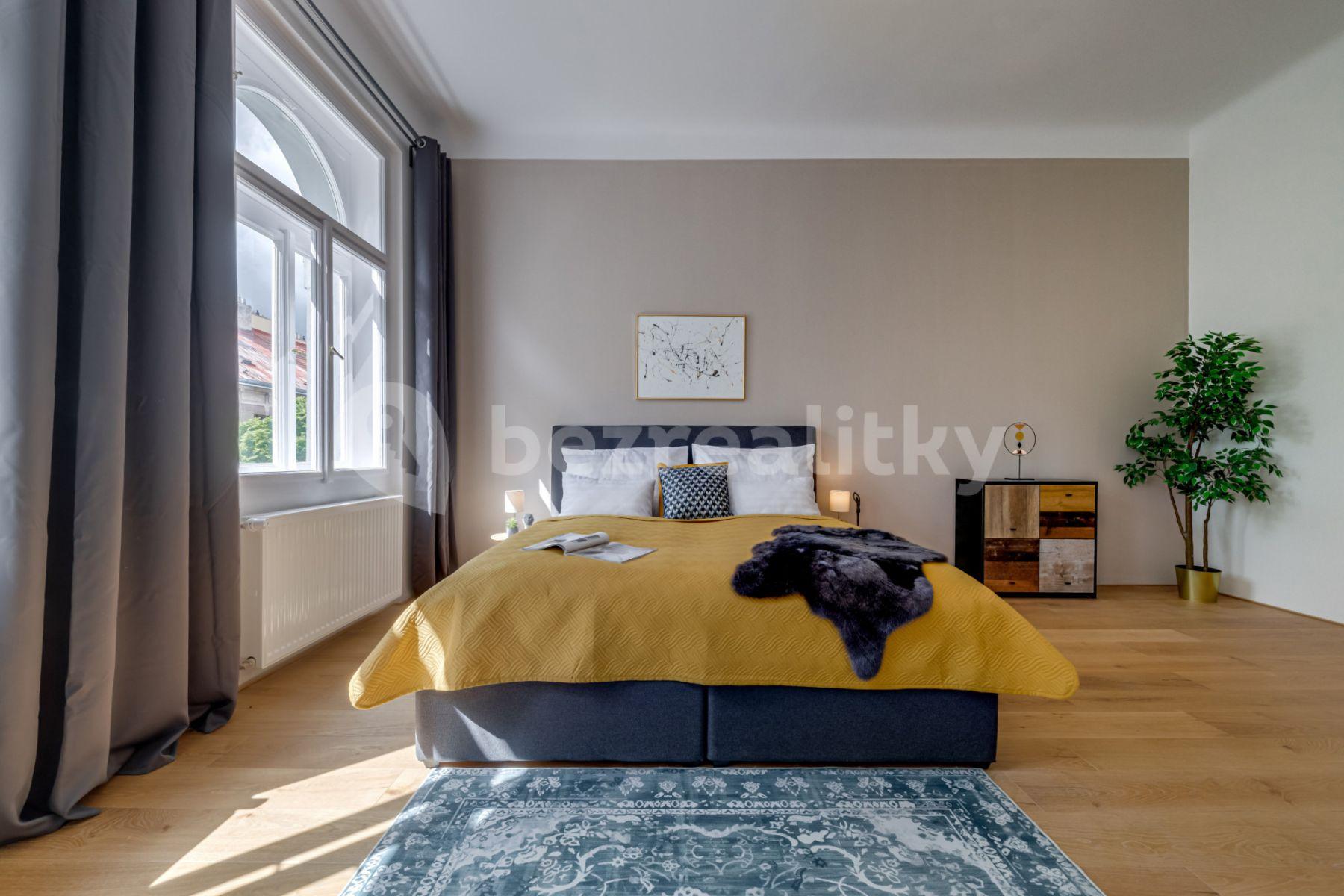 2 bedroom with open-plan kitchen flat to rent, 87 m², Kaizlovy sady, Prague, Prague