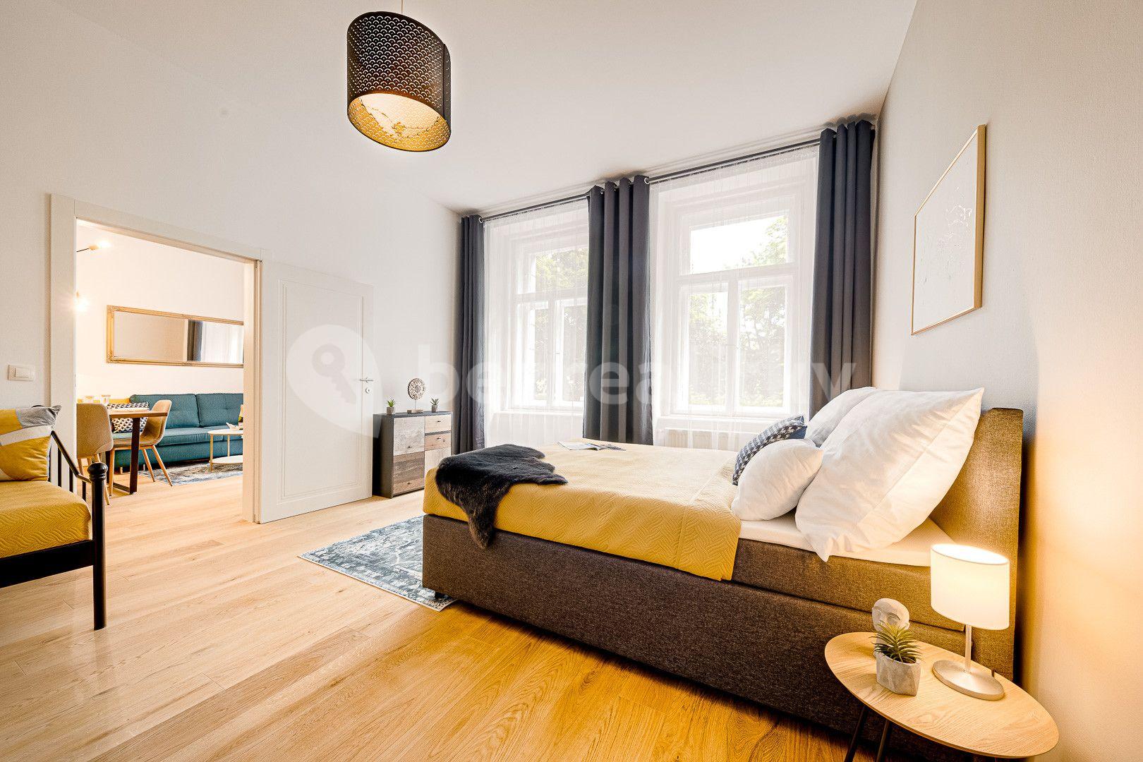 2 bedroom with open-plan kitchen flat to rent, 91 m², Kaizlovy sady, Prague, Prague