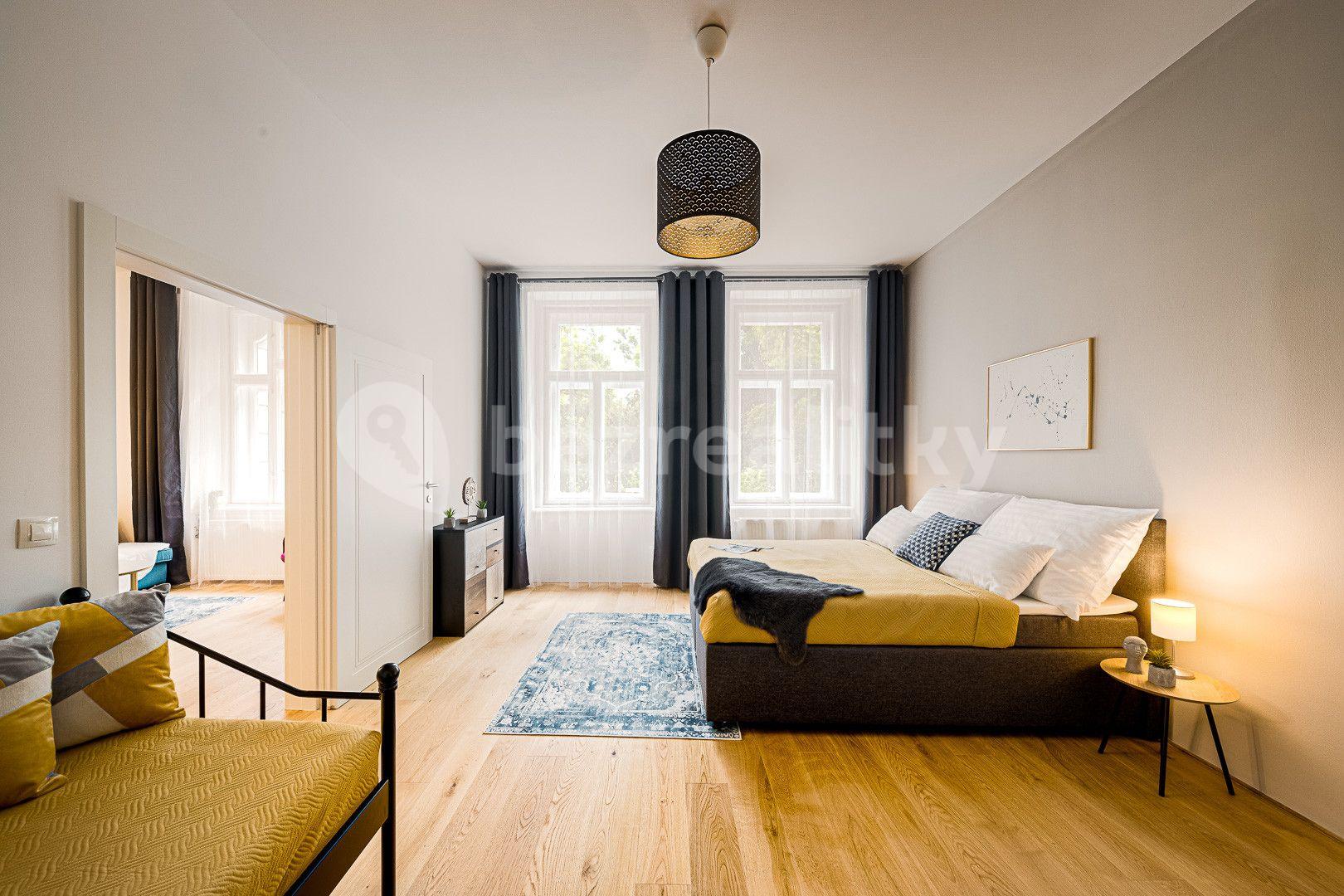 2 bedroom with open-plan kitchen flat to rent, 91 m², Kaizlovy sady, Prague, Prague